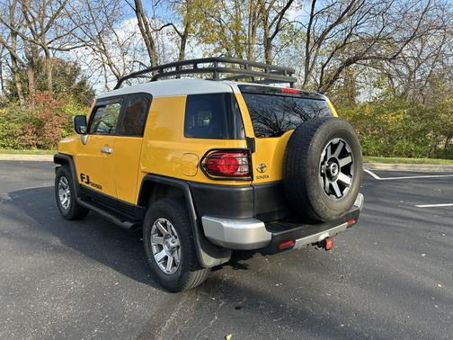 2007 Toyota FJ Cruiser Base