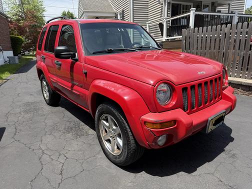 Red 2003 Jeep Liberty Limited