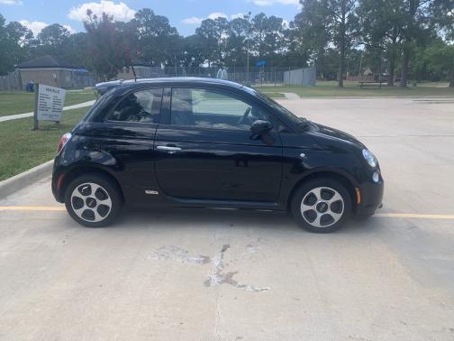 Photo 4 of 20 of 2015 FIAT 500e Battery Electric
