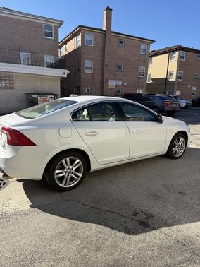 2013 Volvo S60 T5 Platinum