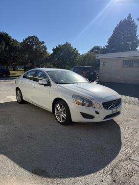 2013 Volvo S60 T5 Platinum