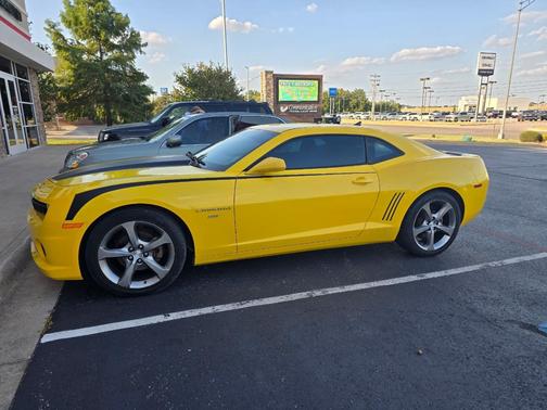 Yellow 2013 Chevrolet Camaro 2LS