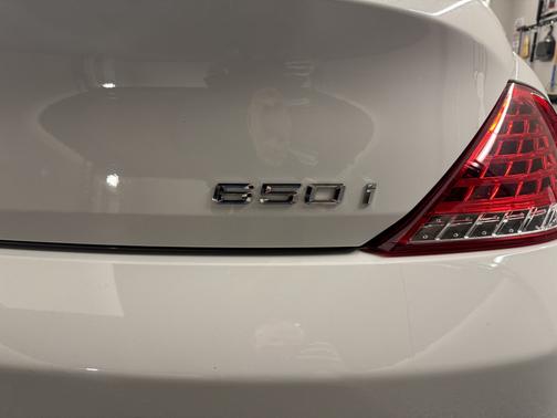 White 2010 BMW 650 i