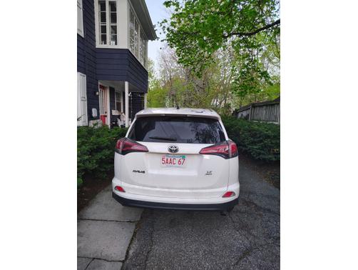 White 2018 Toyota RAV4 LE