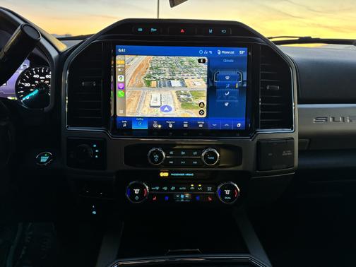 2022 Ford F-350 Lariat