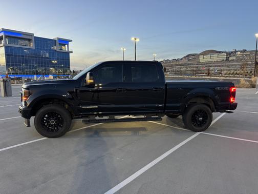 2022 Ford F-350 Lariat