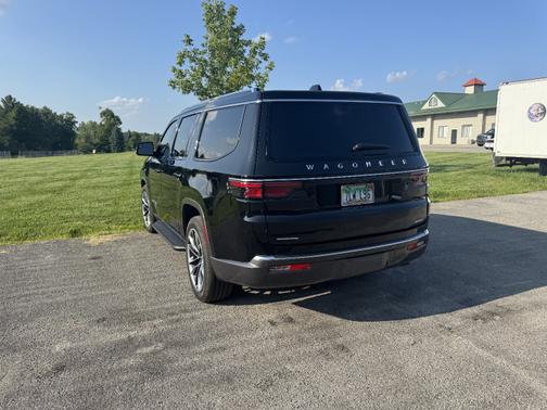 2022 Jeep Wagoneer Series II