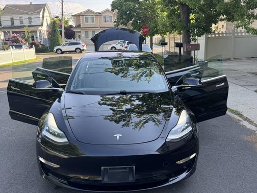 Black 2019 Tesla Model 3 Long Range