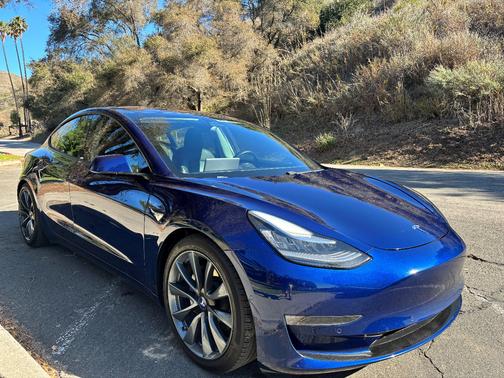 2018 Tesla Model 3 Long Range