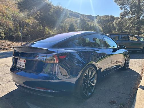 2018 Tesla Model 3 Long Range