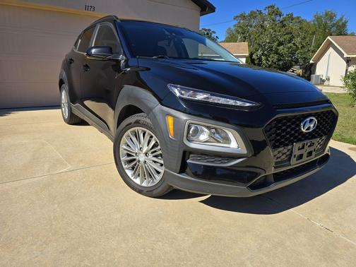 2020 Hyundai KONA SEL