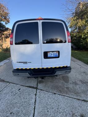 White 2016 Chevrolet Express 3500 Work Van