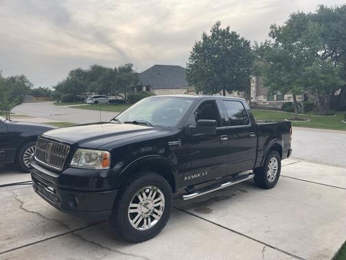 2008 Lincoln Mark LT Base