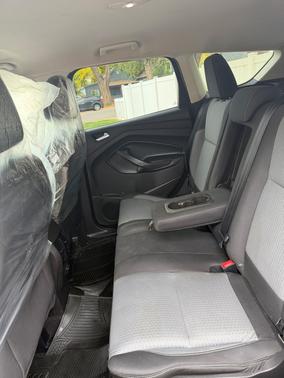 Gray 2017 Ford Escape SE