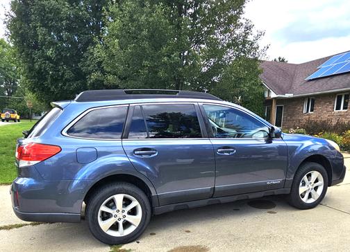 2013 Subaru Outback 2.5i Limited