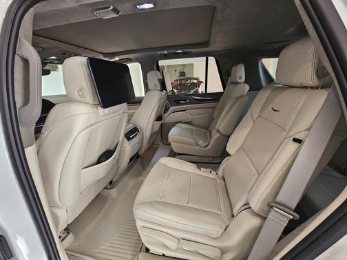 2024 Cadillac Escalade Sport Platinum