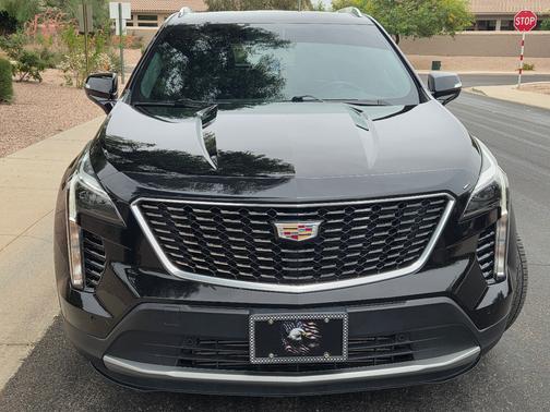 Black 2022 Cadillac XT4 Premium Luxury
