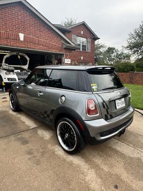 2010 MINI Cooper S Base