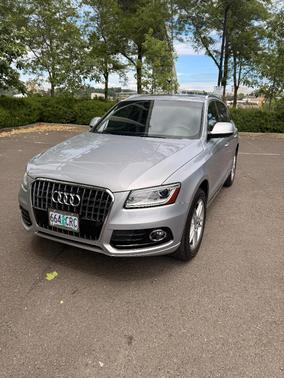 Silver 2015 Audi Q5 2.0T Premium Plus
