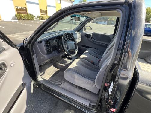 2000 Dodge Dakota Sport