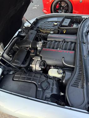 Silver 2000 Chevrolet Corvette Base