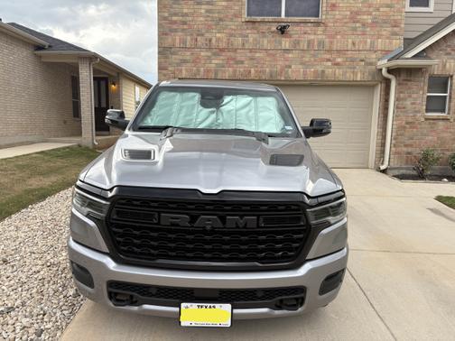 2025 RAM 1500 Limited
