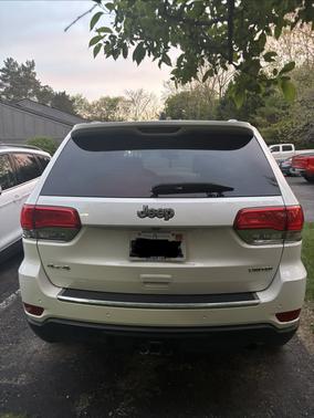 White 2015 Jeep Grand Cherokee Limited