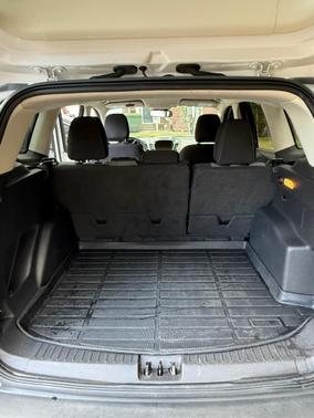 White 2018 Ford Escape SE