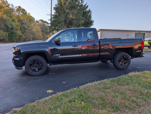 2018 Chevrolet Silverado 1500 2LT