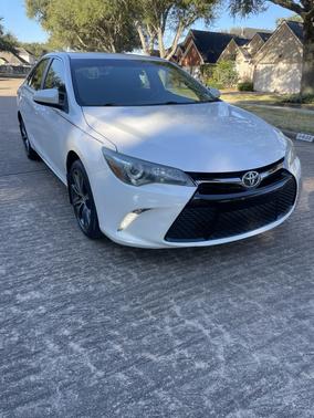2016 Toyota Camry XSE