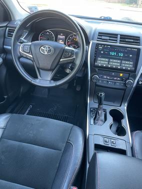 2016 Toyota Camry XSE