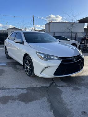 2016 Toyota Camry XSE