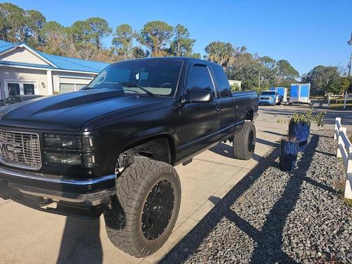 Black 1996 GMC Sierra 1500 SL Extended Cab