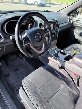 Black 2014 Jeep Grand Cherokee Laredo