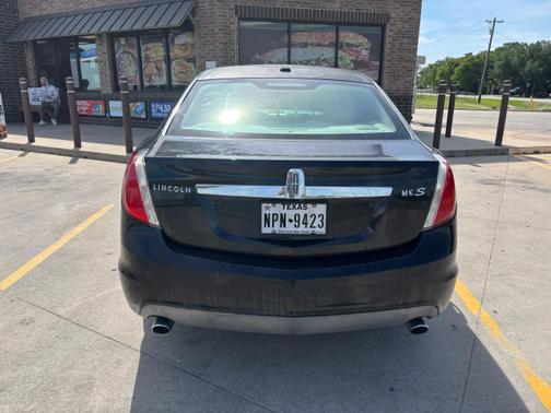 Black 2009 Lincoln MKS Base