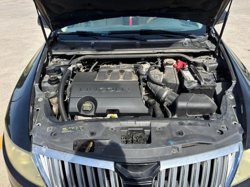 Black 2009 Lincoln MKS Base