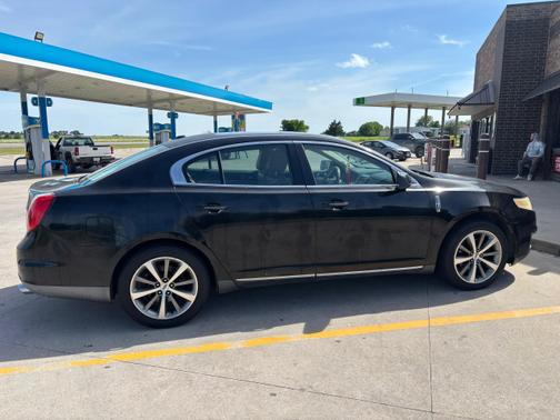 Black 2009 Lincoln MKS Base