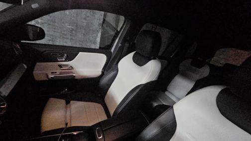 2023 Mercedes-Benz GLB 250 4MATIC