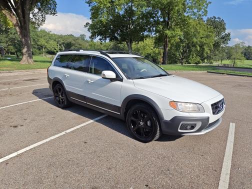 2012 Volvo XC70 T6 Premier Plus