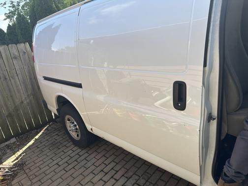 2015 Chevrolet Express 2500 Work Van