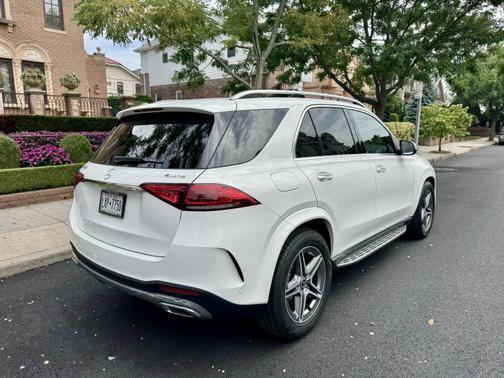 2022 Mercedes-Benz GLE 450 Base 4MATIC