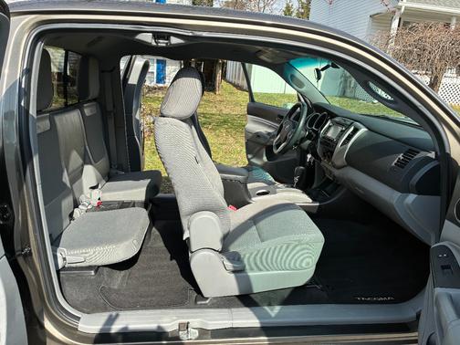 Gray 2015 Toyota Tacoma Base