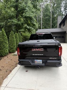 2023 GMC Sierra 1500 AT4X