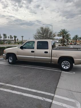 2005 GMC Sierra 1500 SLE Crew Cab