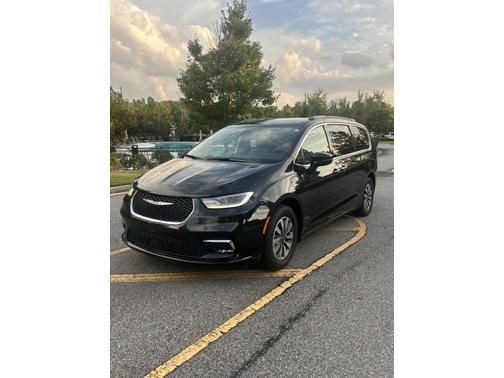 2021 Chrysler Pacifica Hybrid Touring