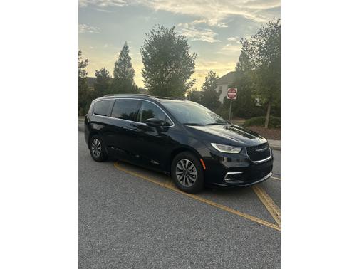 2021 Chrysler Pacifica Hybrid Touring