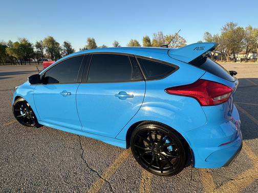 2017 Ford Focus RS Base