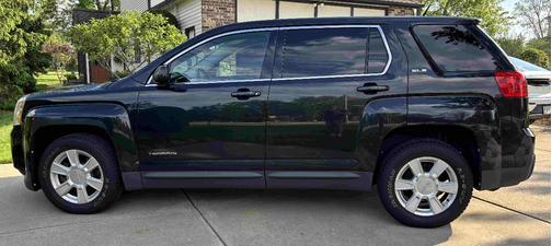 Gray 2012 GMC Terrain SLE-1