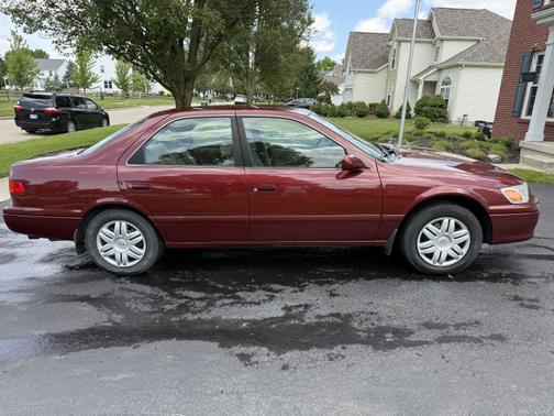 2000 Toyota Camry LE
