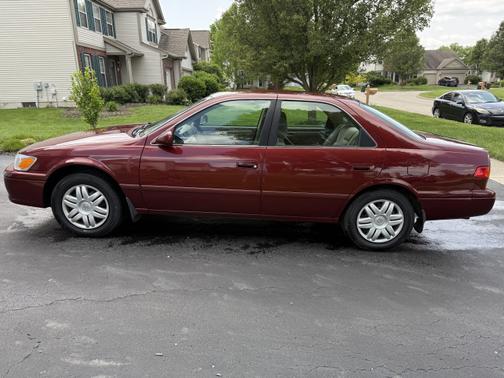 2000 Toyota Camry LE